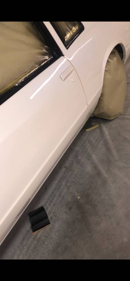 Chevrolet-monte-carlo-ss-1984-white-10