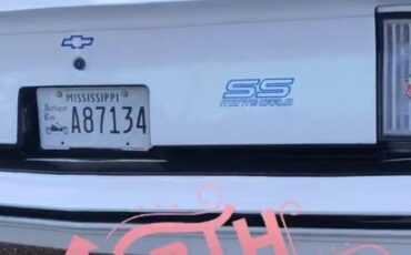 Chevrolet-monte-carlo-ss-1984-white-12