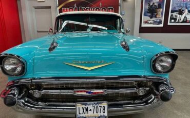 Chevrolet-nomad-bel-air-1957-blue-2