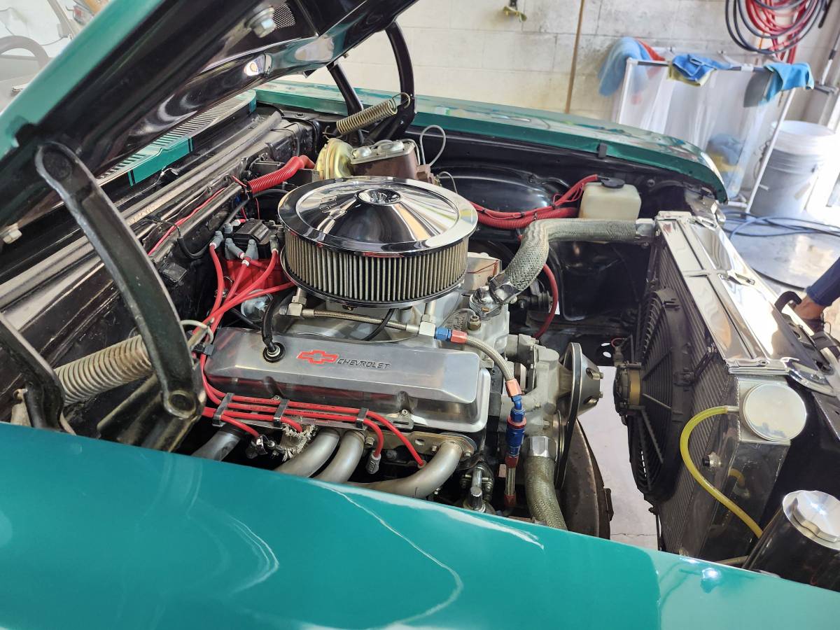 Chevrolet-nova-1970-green-11