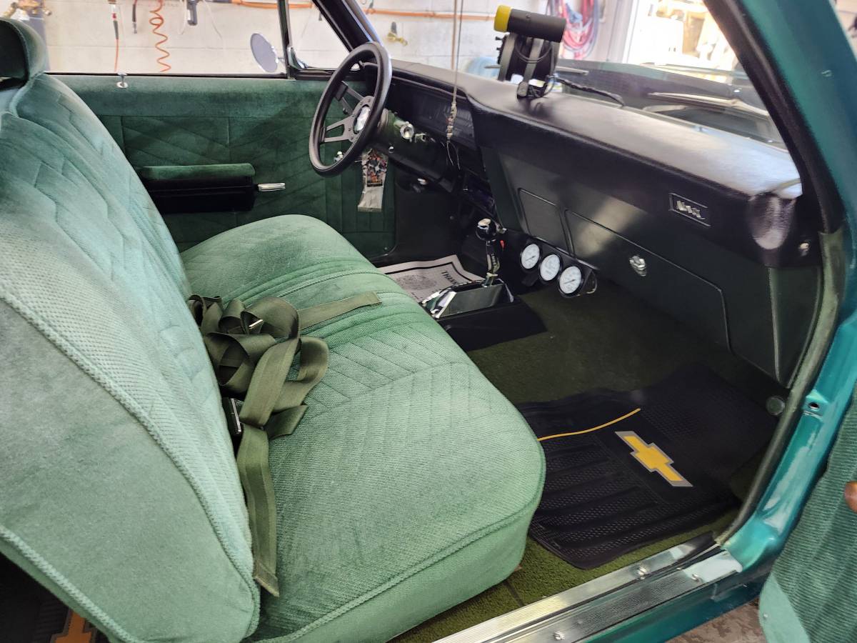 Chevrolet-nova-1970-green-15