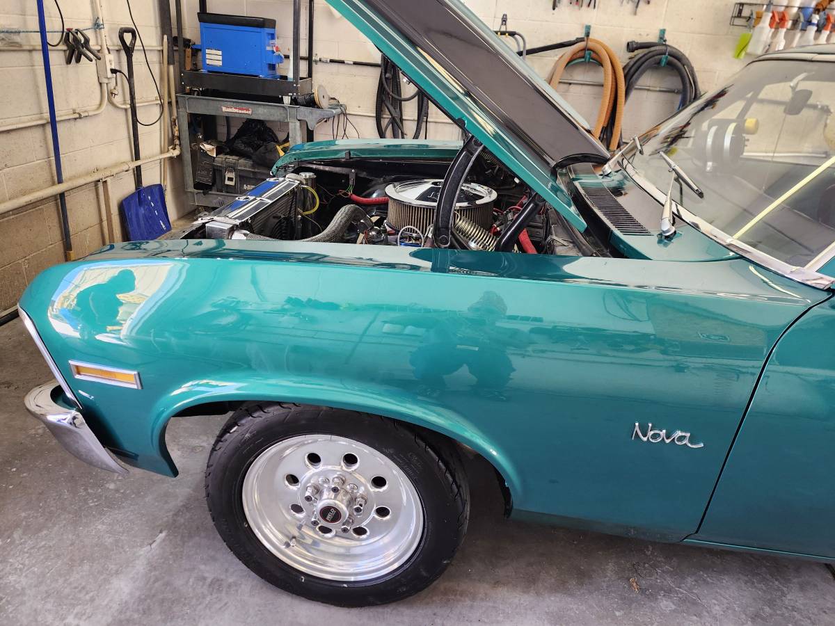 Chevrolet-nova-1970-green-19