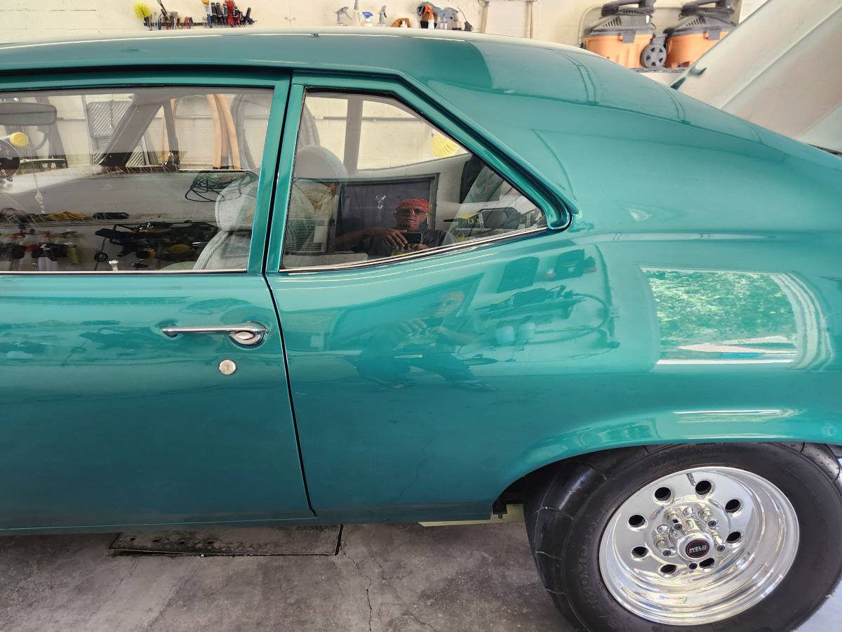 Chevrolet-nova-1970-green-4