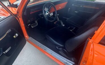 Chevrolet-nova-1974-orange-19
