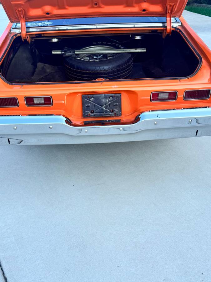 Chevrolet-nova-1974-orange-8