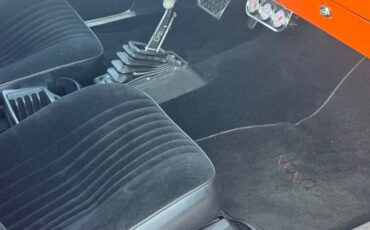 Chevrolet-nova-1974-orange-9