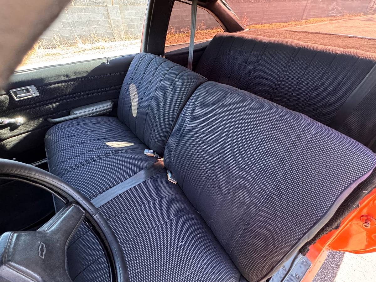 Chevrolet-nova-1978-orange-15