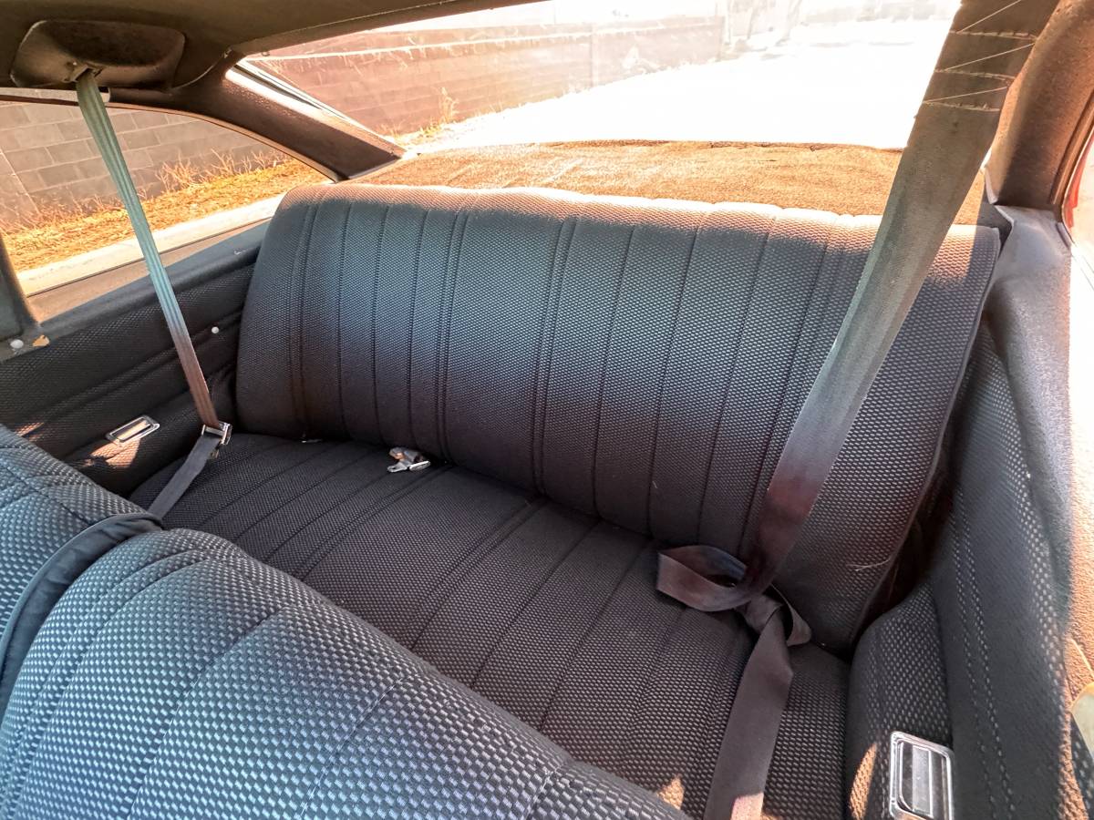 Chevrolet-nova-1978-orange-16