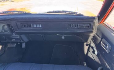 Chevrolet-nova-1978-orange-17