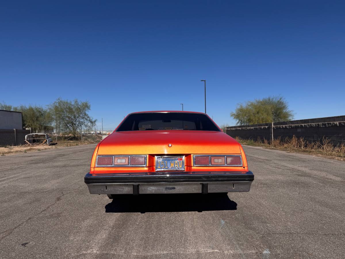 Chevrolet-nova-1978-orange-8
