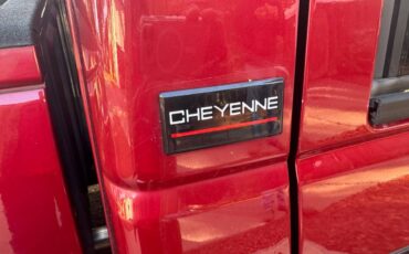 Chevrolet-obs-cheyenne-short-bed-1990-red-5