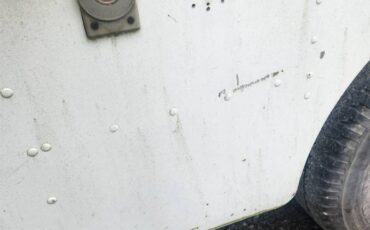 Chevrolet-p30-1965-white-3