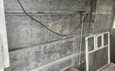 Chevrolet-p30-1965-white-4