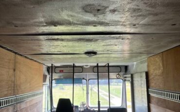 Chevrolet-p30-diesel-1993-white-15