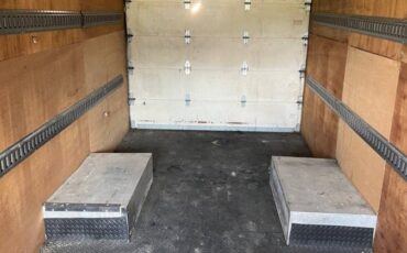 Chevrolet-p30-diesel-1993-white-17