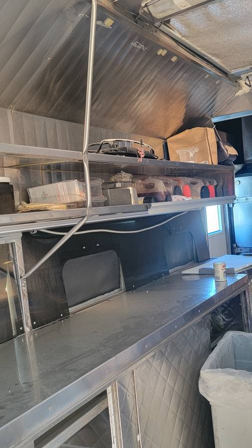 Chevrolet-p30-wyss-1985-yellow-8