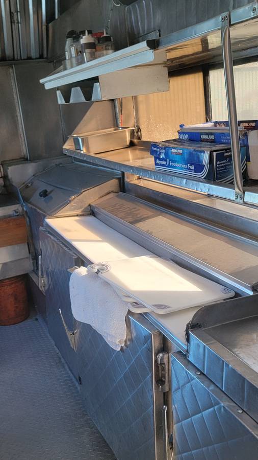 Chevrolet-p30-wyss-1985-yellow-9