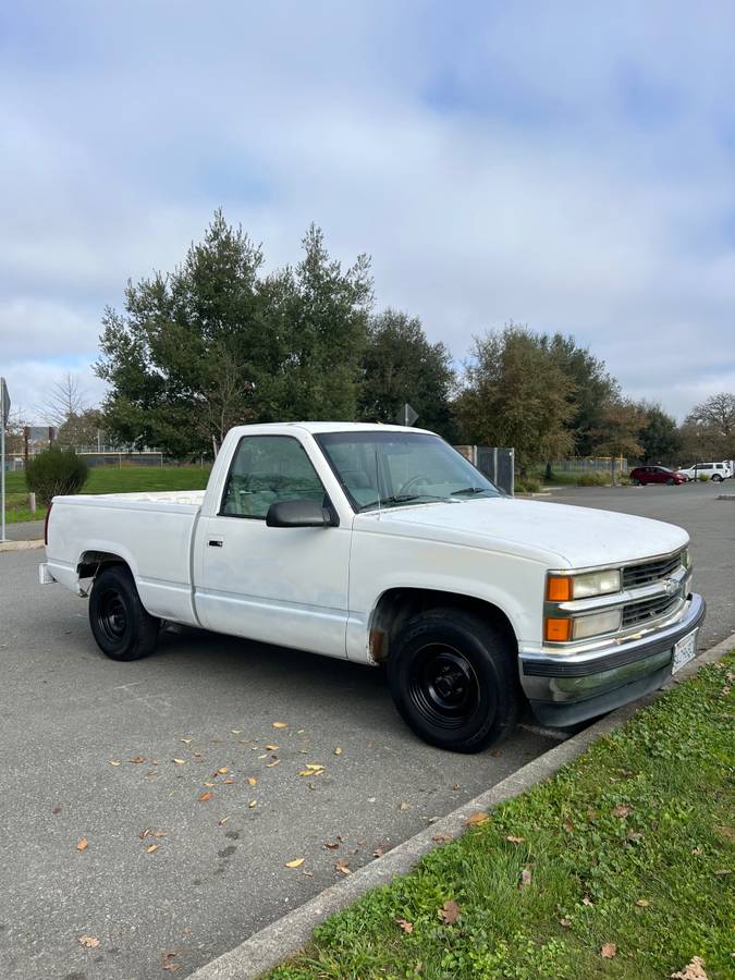 Chevrolet-pickup-1994-white-4