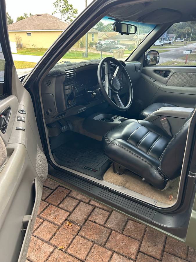 Chevrolet-s-10-pickup-12-ton-nominal-1994-custom-2