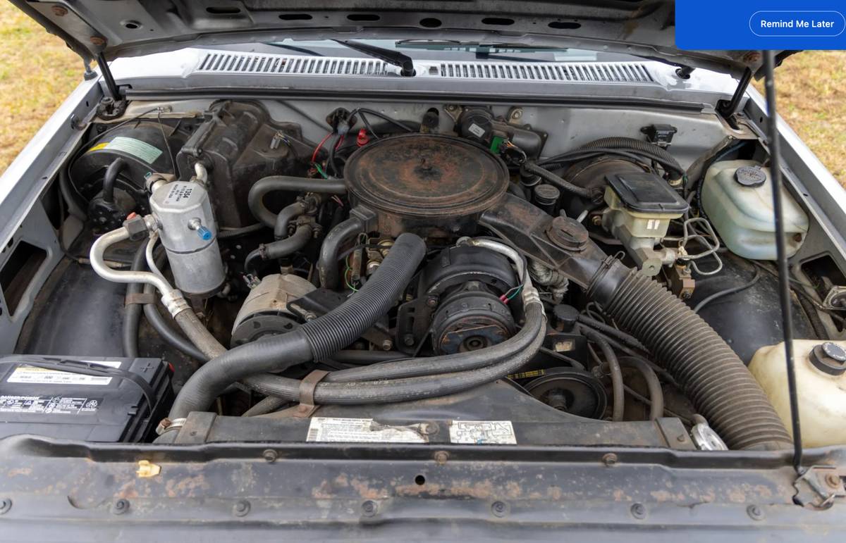 Chevrolet-s-10-pickup-1985-silver-18