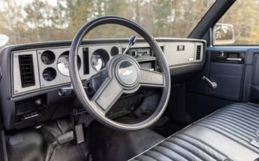 Chevrolet-s-10-pickup-1985-silver-22