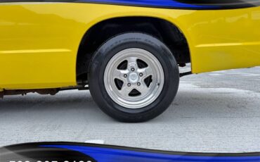 Chevrolet-s-10-s10-built-357-v8-tubbed-weld-wheels-1982-yellow-22