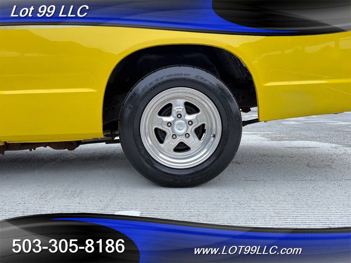 Chevrolet-s-10-s10-built-357-v8-tubbed-weld-wheels-1982-yellow-22