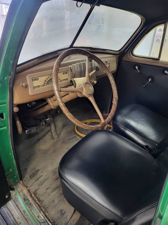 Chevrolet-sedan-delivery-1940-green-1