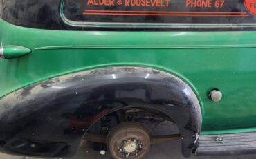 Chevrolet-sedan-delivery-1940-green-8
