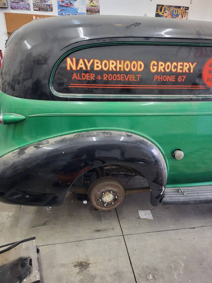 Chevrolet-sedan-delivery-1940-green-8