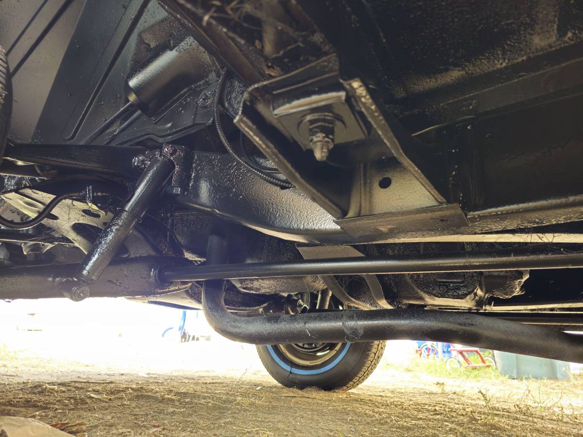 Chevrolet-silverado-1500-1961-black-11