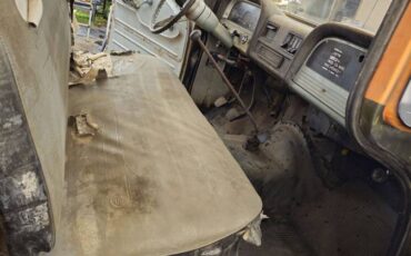 Chevrolet-silverado-1500-1961-black-19