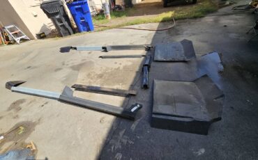 Chevrolet-silverado-1500-1961-black-23