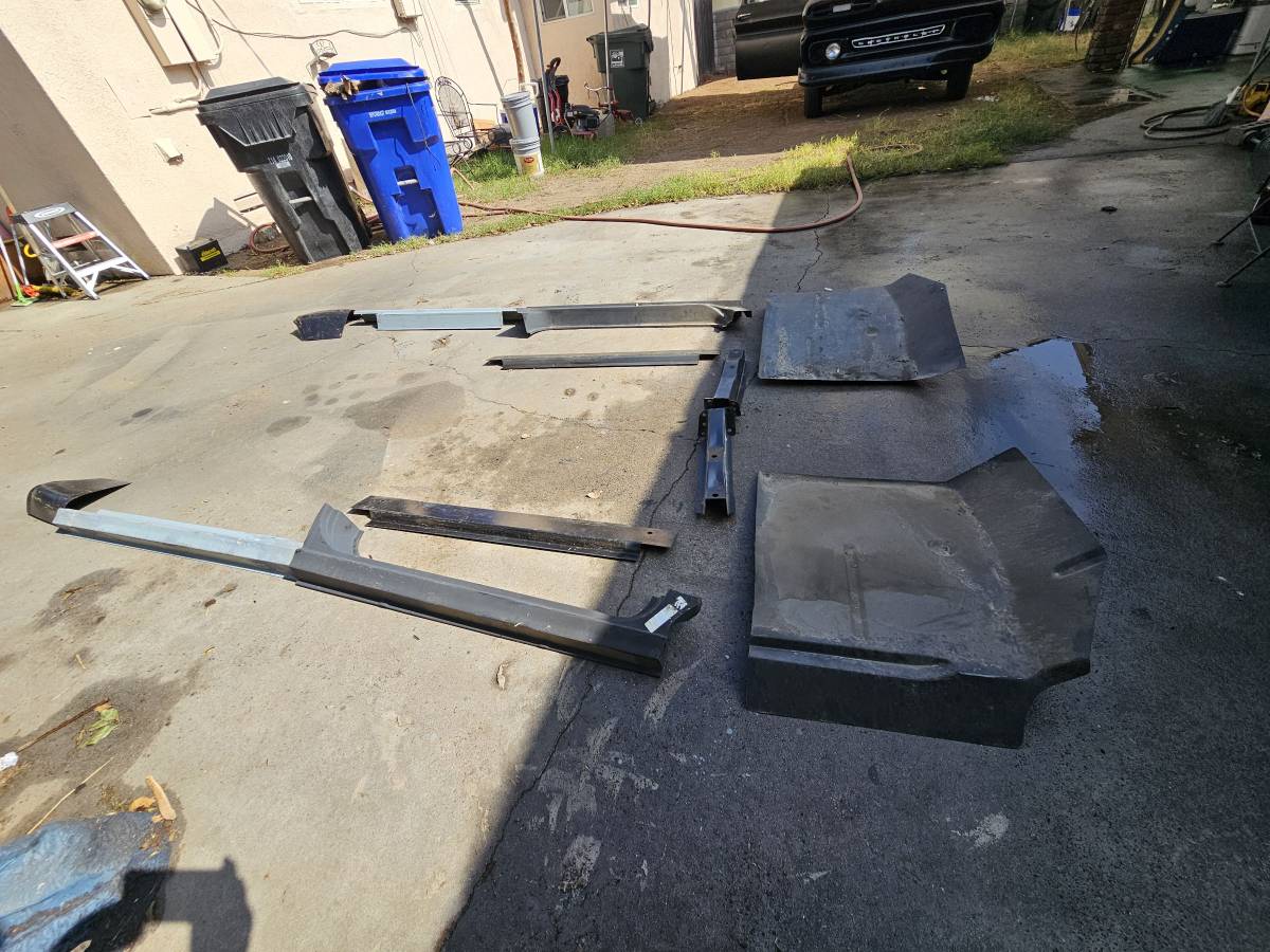 Chevrolet-silverado-1500-1961-black-23