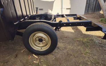 Chevrolet-silverado-1500-1961-black-4