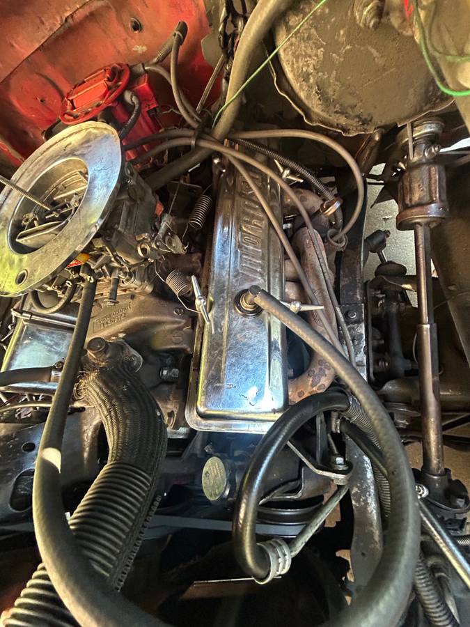 Chevrolet-silverado-1500-1982-red-1