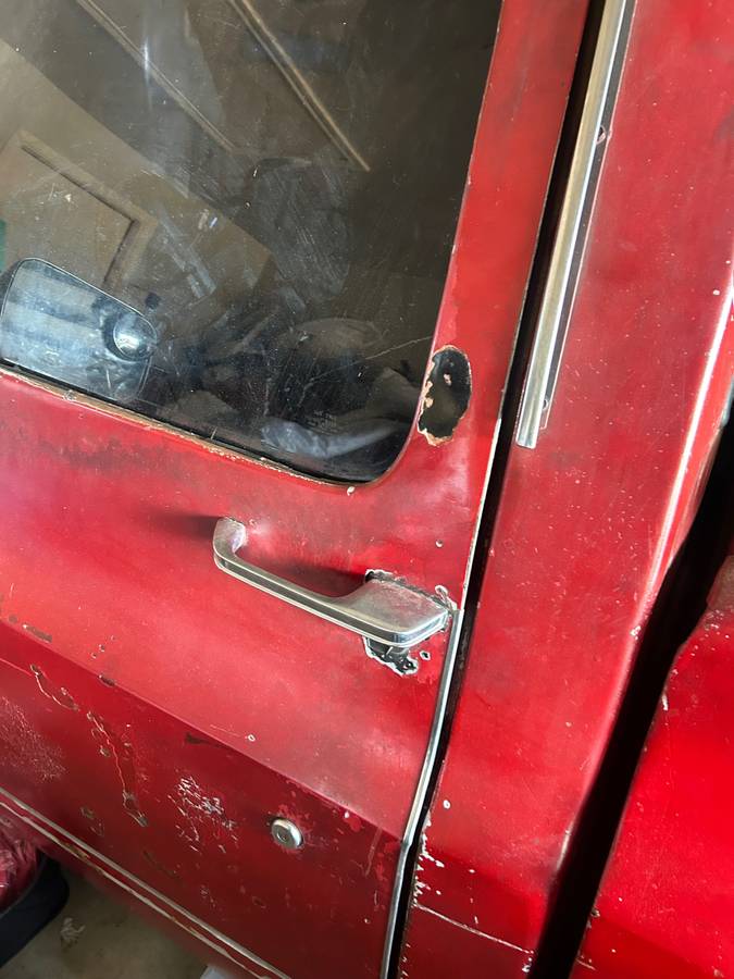 Chevrolet-silverado-1500-1982-red-11