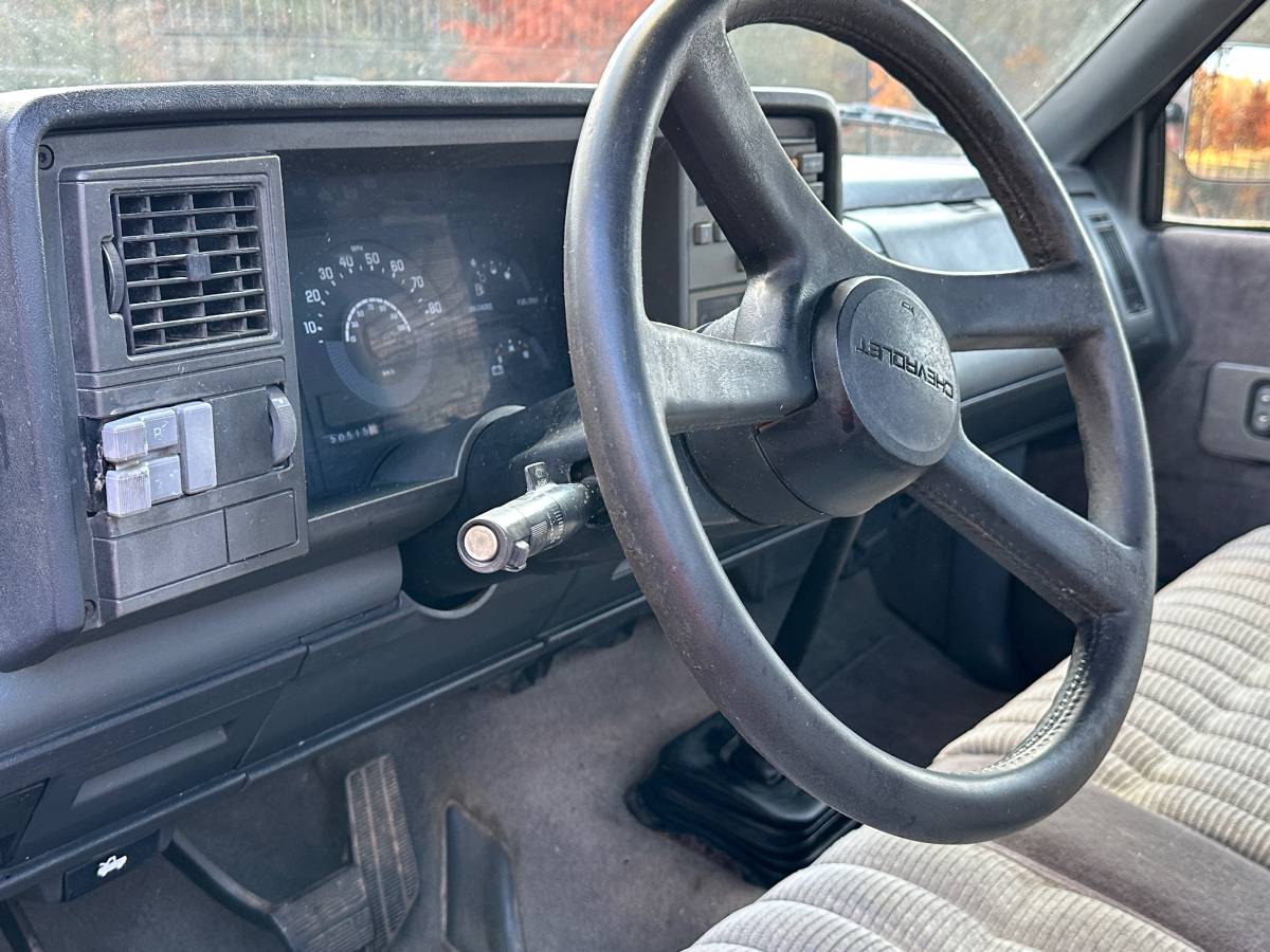 Chevrolet-silverado-1500-1990-red-1