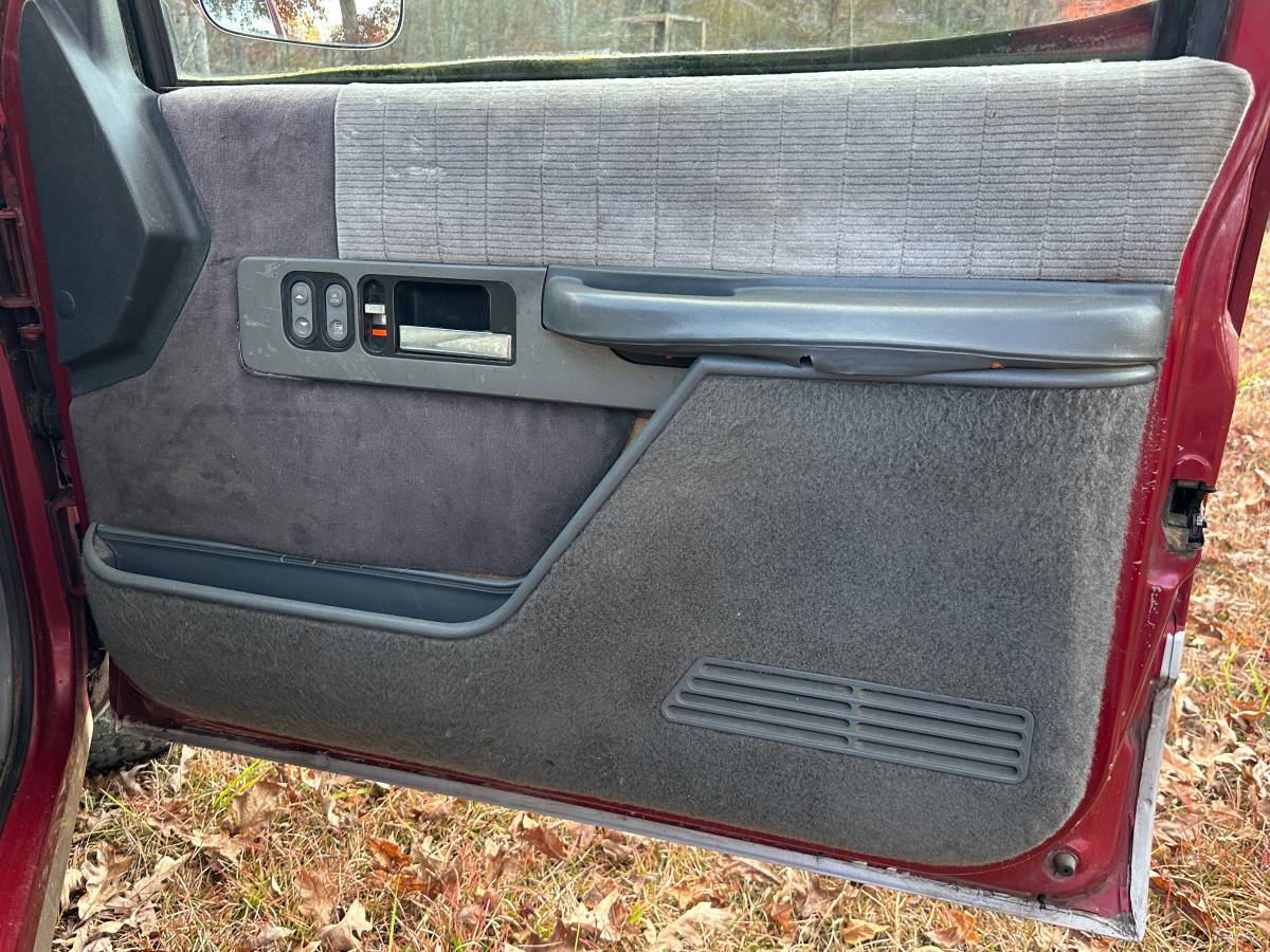 Chevrolet-silverado-1500-1990-red-2