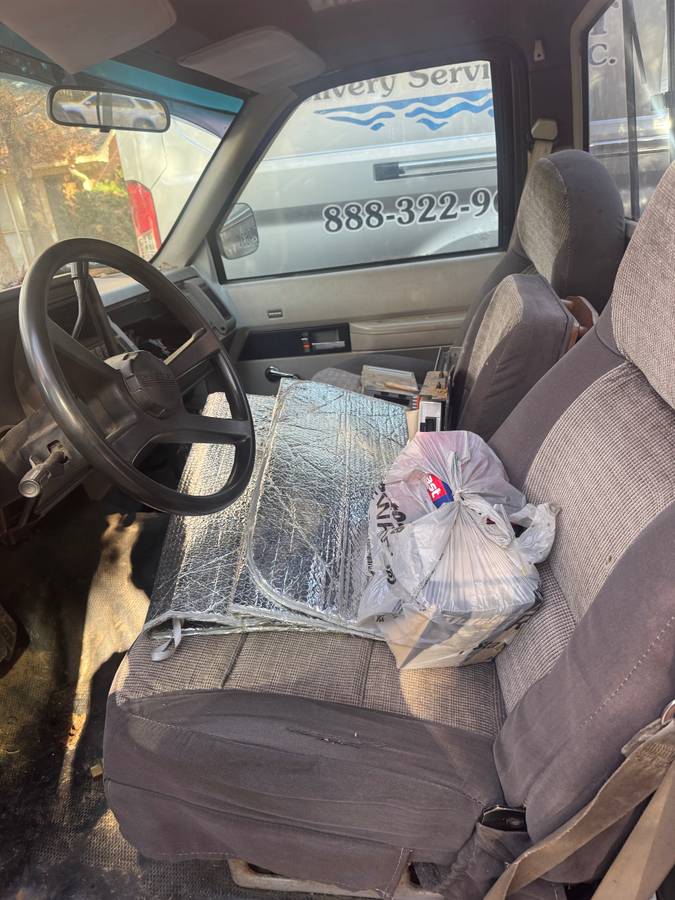 Chevrolet-silverado-1500-1993-grey-2