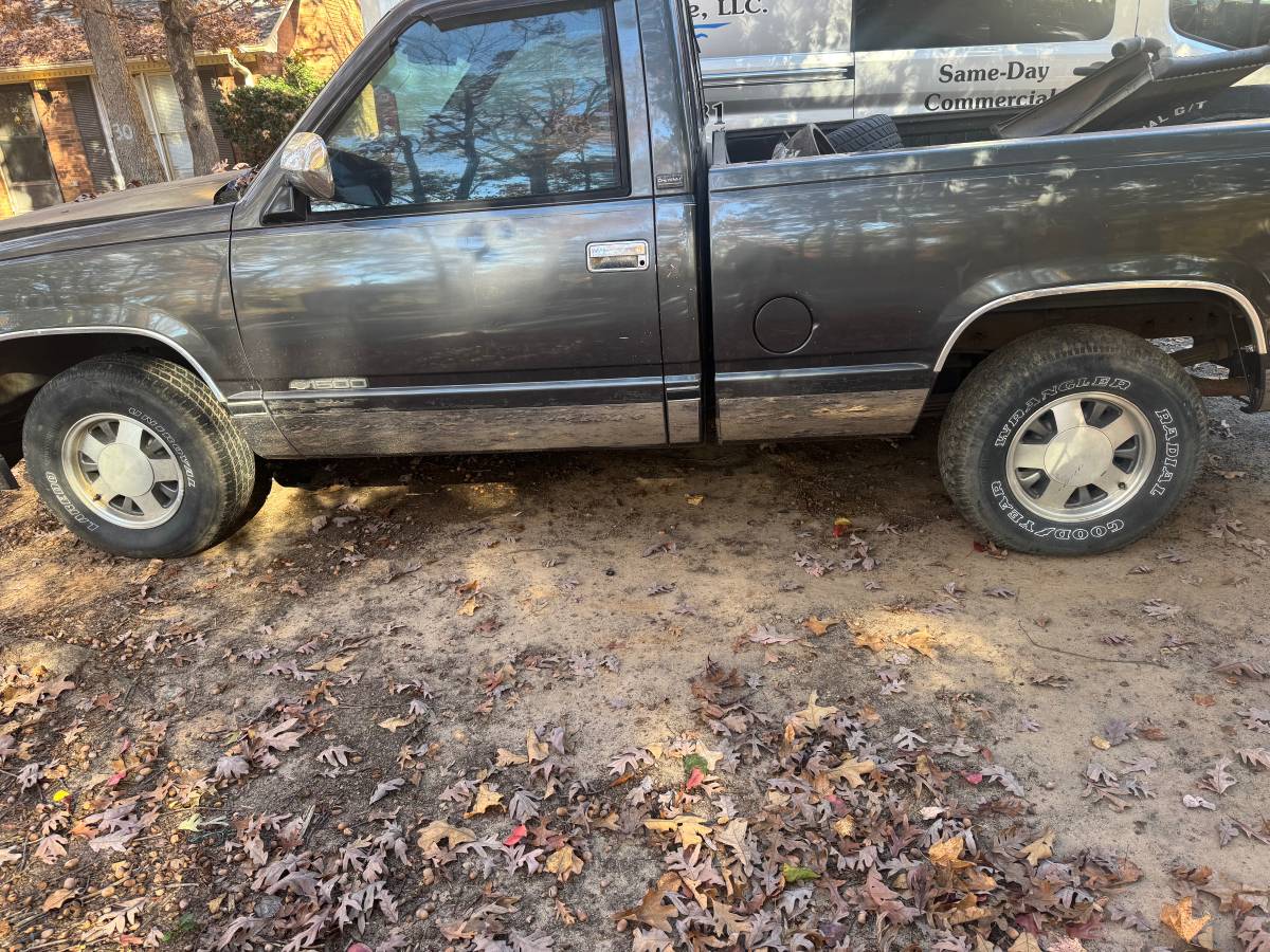 Chevrolet-silverado-1500-1993-grey