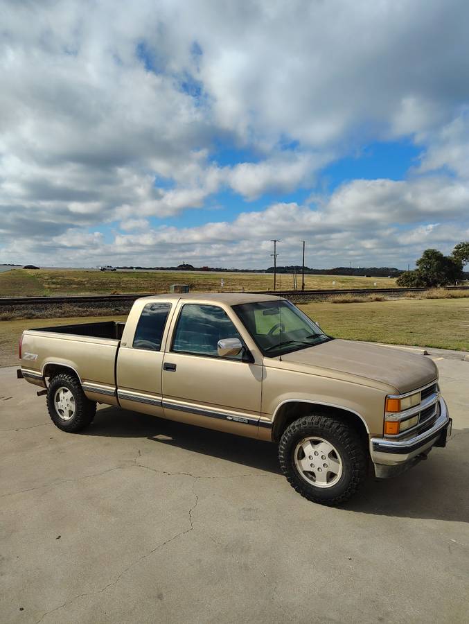 Chevrolet-silverado-1500-1994-grey-1
