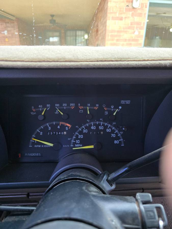 Chevrolet-silverado-1500-1994-white-11