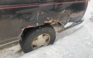 Chevrolet-silverado-1500-1996-black-3