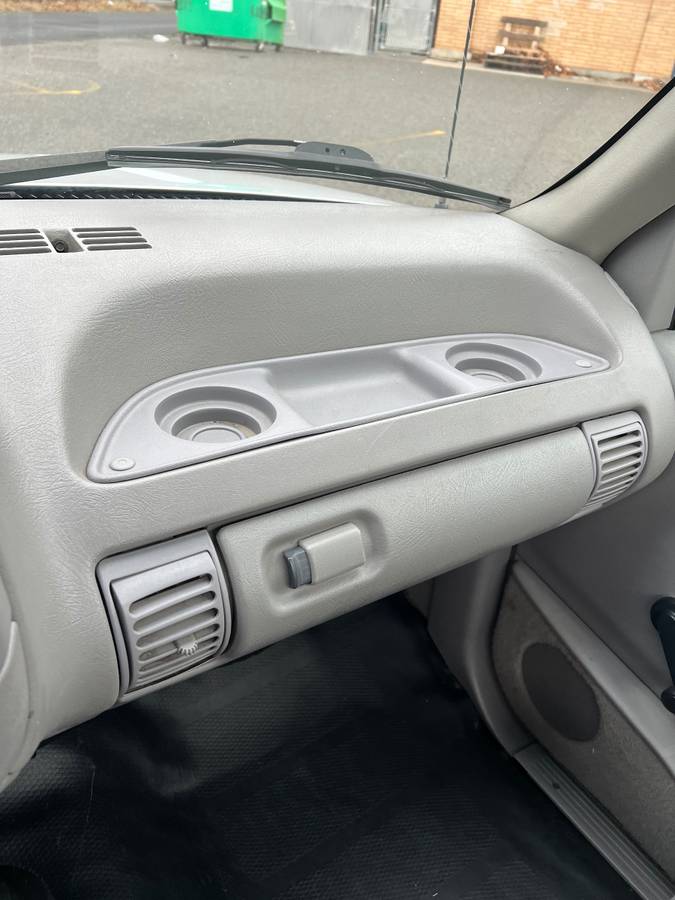 Chevrolet-silverado-1500-1996-silver-4