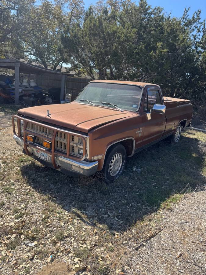 Chevrolet-silverado-1500-diesel-1982-brown-10