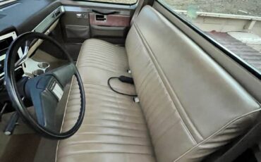 Chevrolet-silverado-1983-11