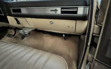 Chevrolet-silverado-1983-7