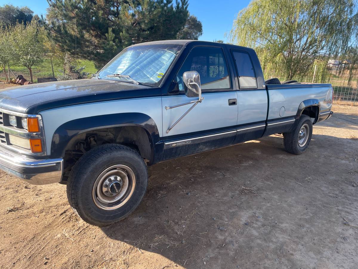 Chevrolet-silverado-1989-blue