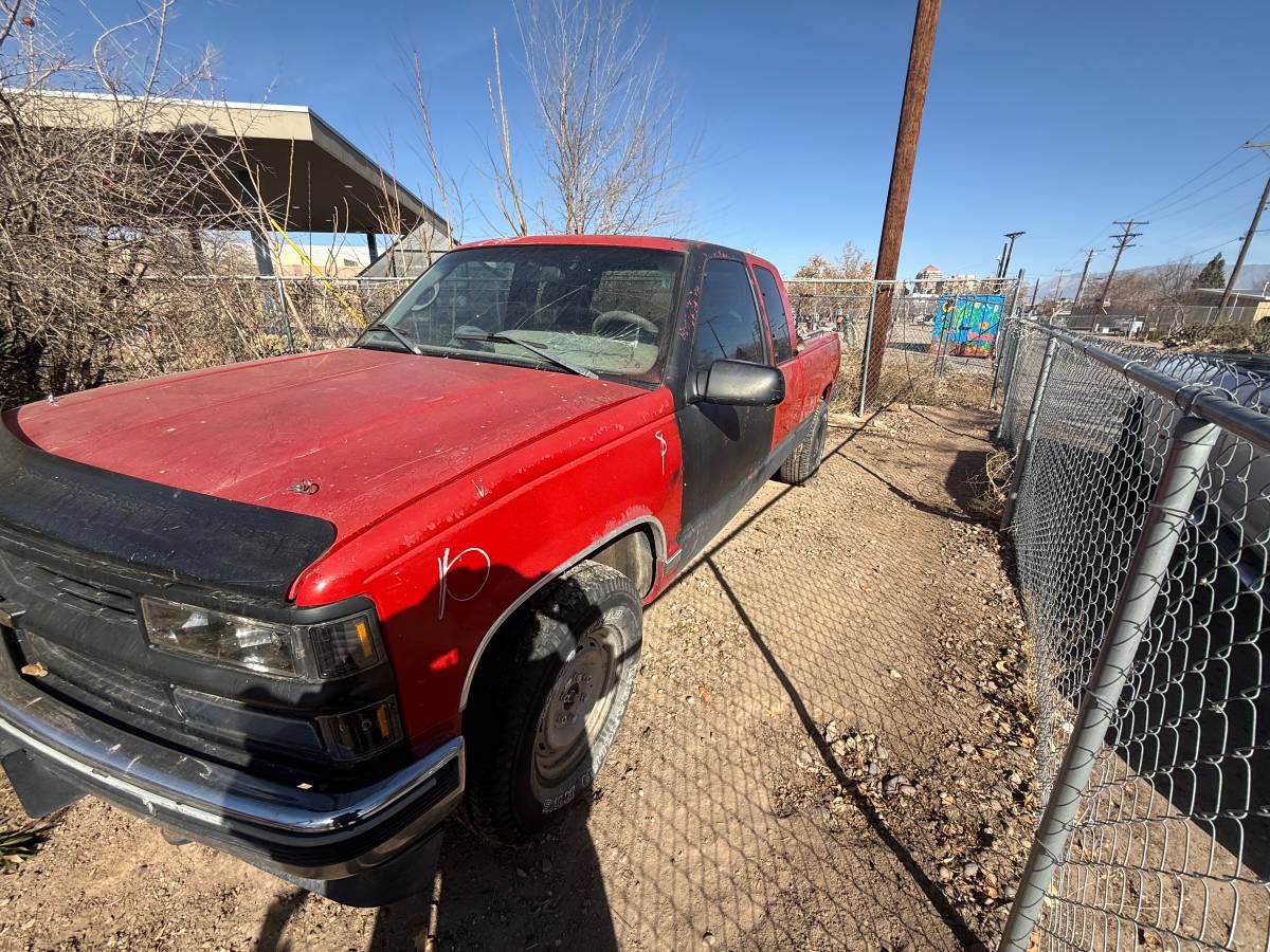Chevrolet-silverado-1996-red-2